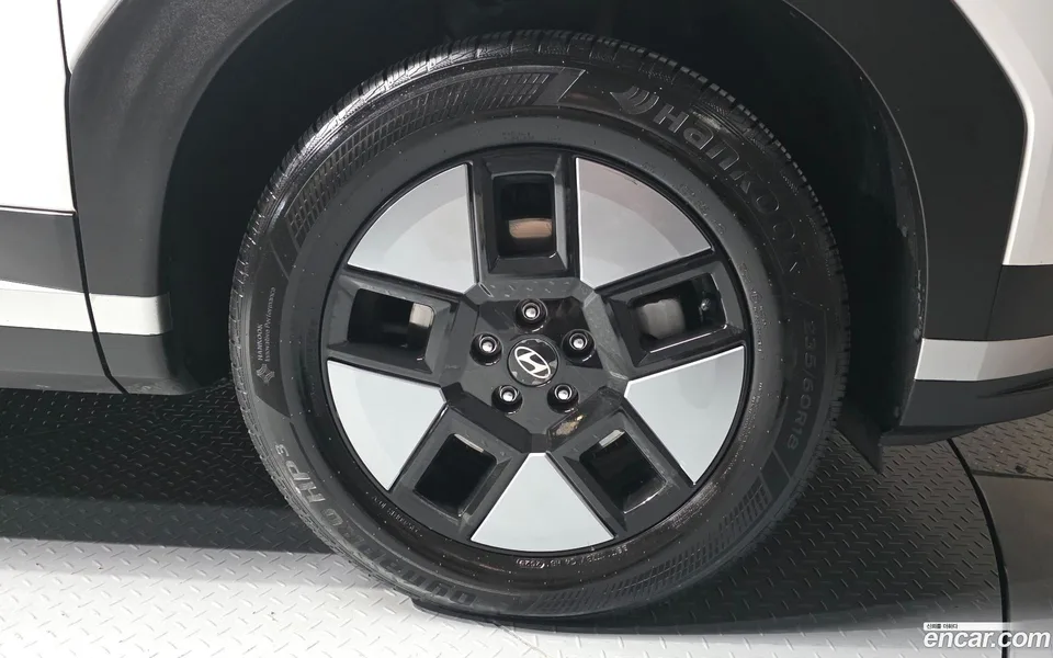 Hyundai SantaFe HEV 1.6 2WD 2024 — миниатюра 5