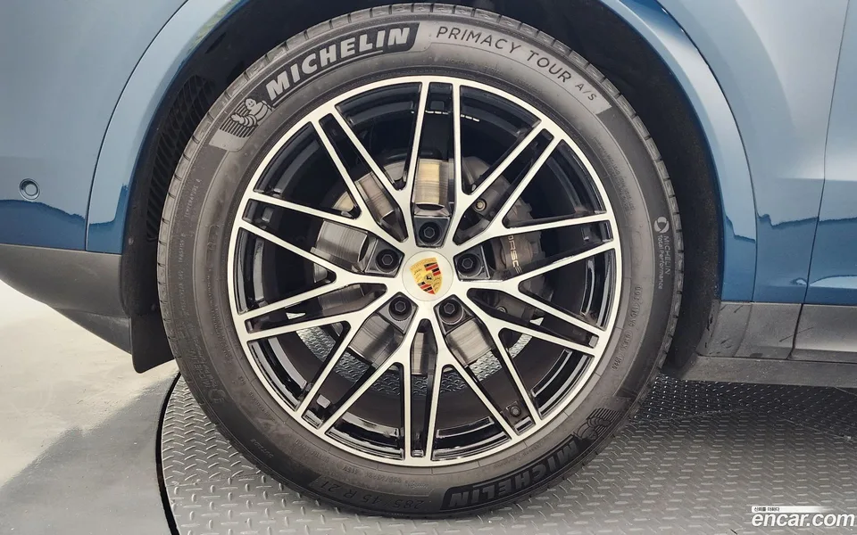 Porsche Cayenne 3.0 2023 — миниатюра 5