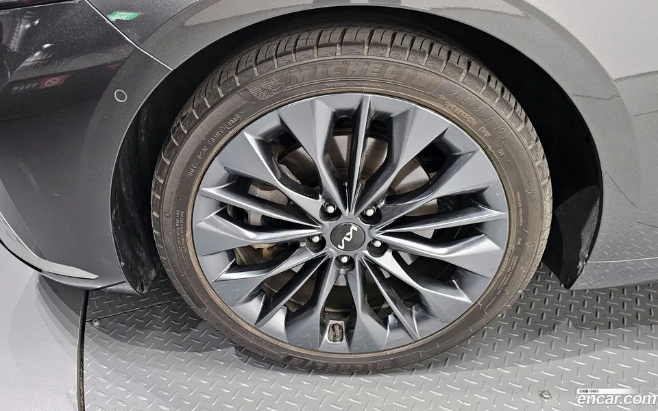 Kia K8 2.5 2WD 2023 — миниатюра 5
