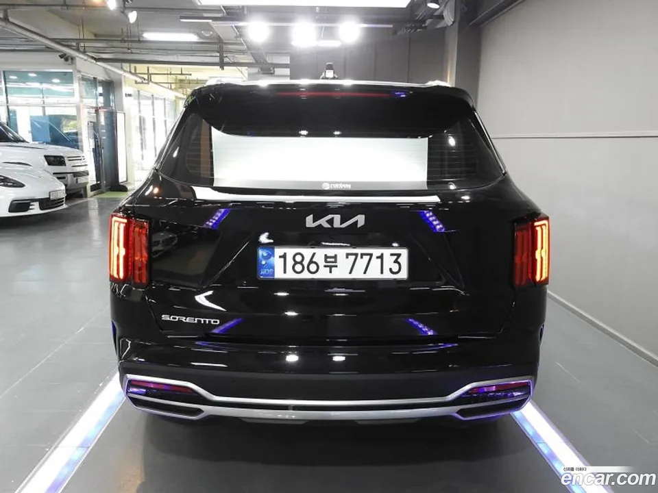 Kia Sorento 2.5T 2WD 2023 — миниатюра 4