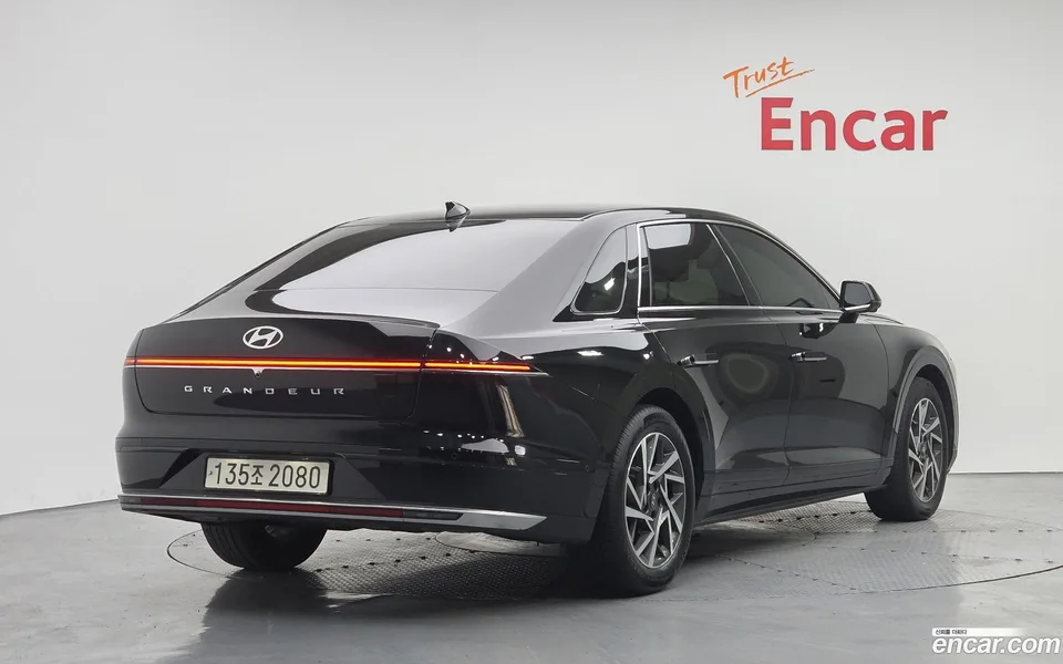 Hyundai Grandeur 2.5 2WD 2024 — миниатюра 2