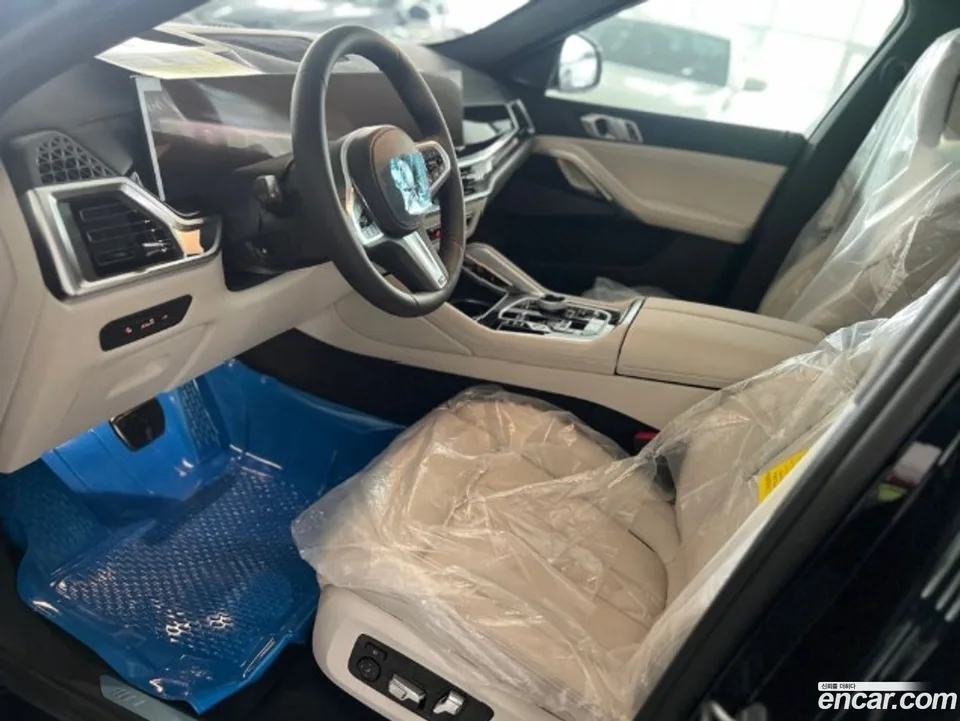 BMW X6 xDrive40i M 2026 — миниатюра 2