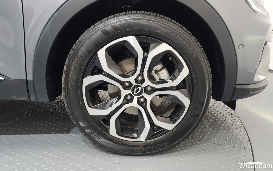 Renault Samsung XM3 (Arkana) 1.6 E-TECH 2024 — миниатюра 5