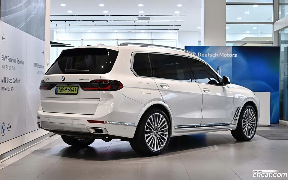 BMW X7 xDrive 40i 6 2025 — миниатюра 2