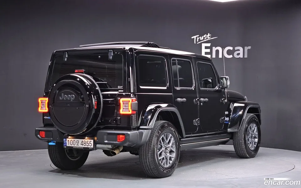 Jeep Wrangler 2.0 4 4xe 2022 — миниатюра 2
