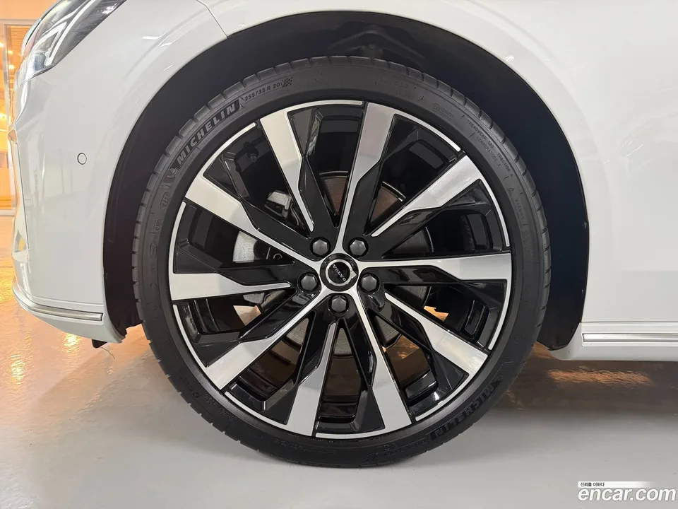 Volvo S90 B5 2025 — миниатюра 5