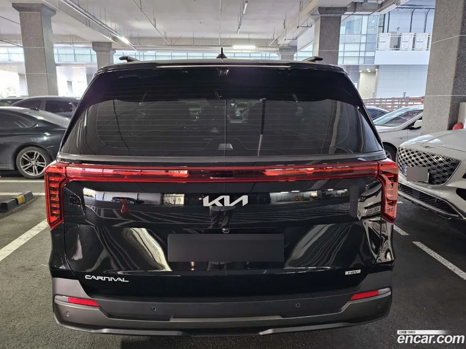 Kia Carnival HEV 9 2025 — миниатюра 4