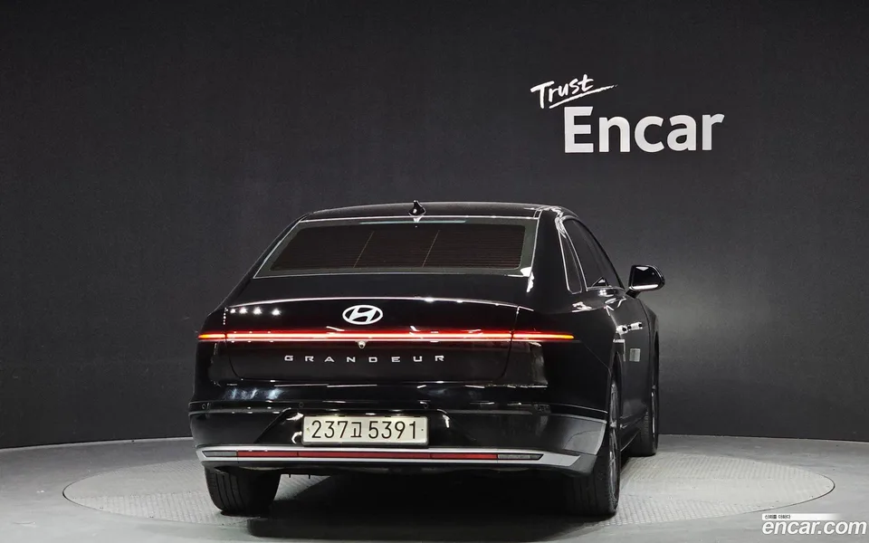 Hyundai Grandeur Hybrid 2023 — миниатюра 4