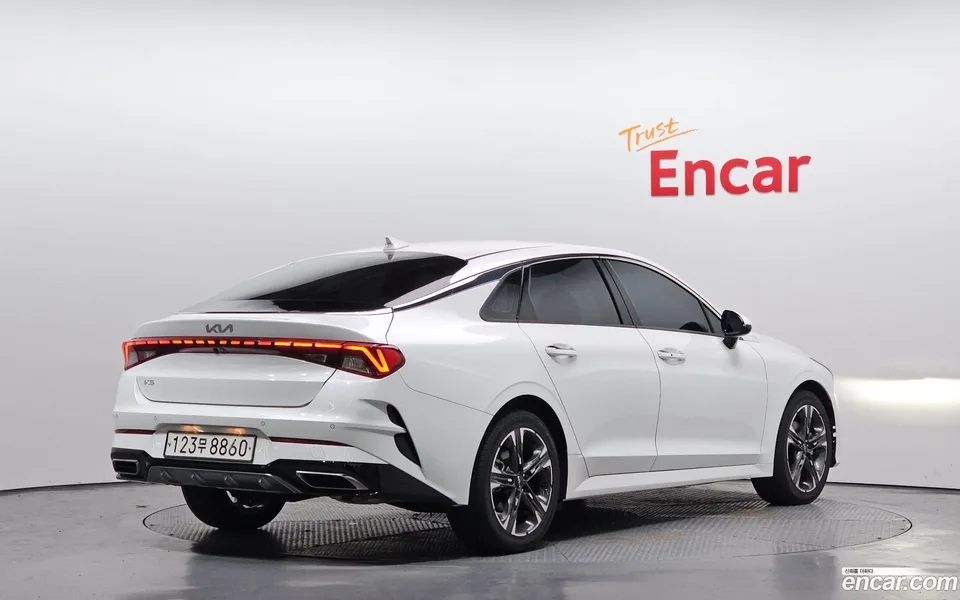 Kia K 5 2.0 2023 — миниатюра 2