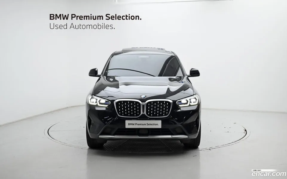 BMW X4 xDrive20i xLine 2022 — миниатюра 3