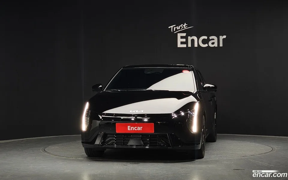 Kia EV4 2WD 2025 — миниатюра 3