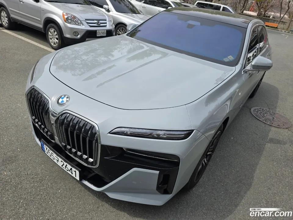 BMW 7 Series 740d xDrive M 2025 — миниатюра 2