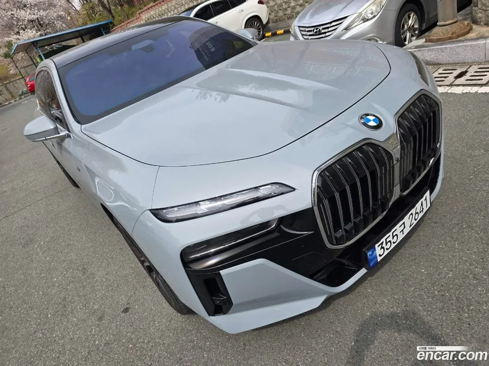 BMW 7 Series 740d xDrive M 2025 — миниатюра 3