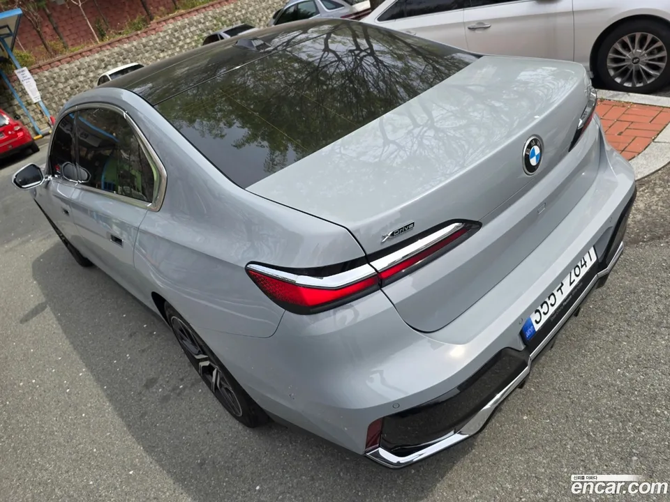 BMW 7 Series 740d xDrive M 2025 — миниатюра 5