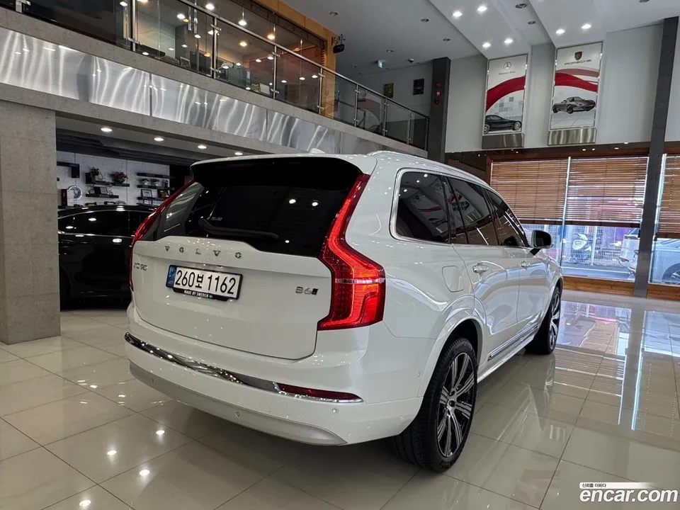 Volvo XC90 B6 2022 — миниатюра 2