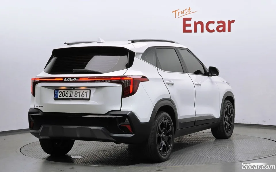 Kia Seltos 1.6 2WD 2022 — миниатюра 2