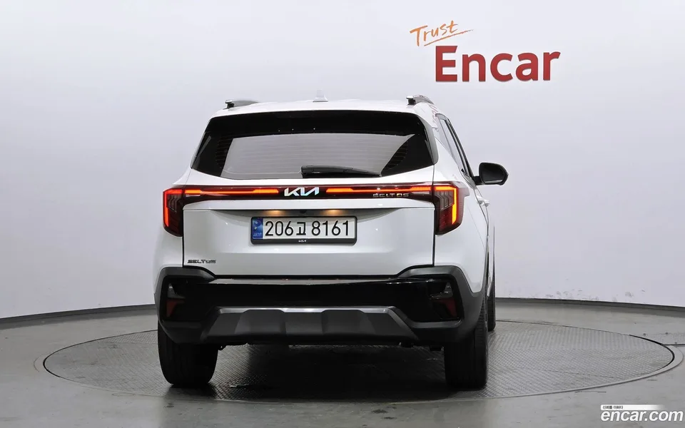 Kia Seltos 1.6 2WD 2022 — миниатюра 4