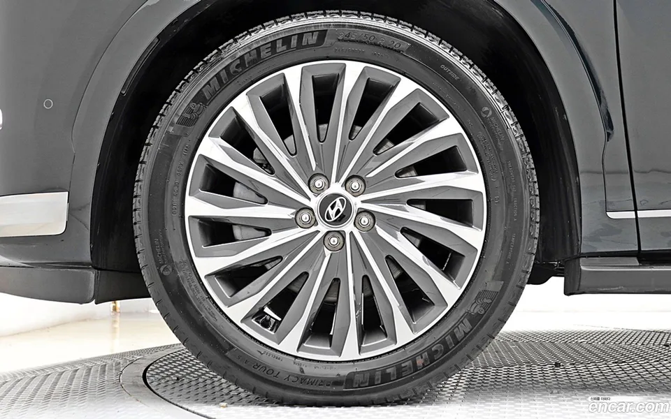 Hyundai Palisade 2.2 2WD 2023 — миниатюра 5