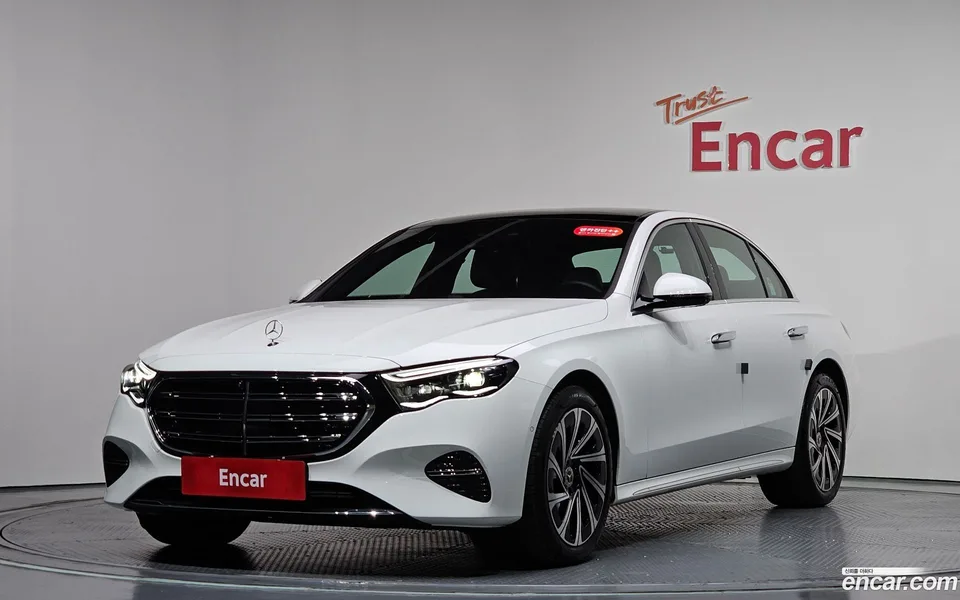 Mercedes-Benz E-Class (W214) E300 4MATIC 2025 — фото 1, купить с доставкой в Москву