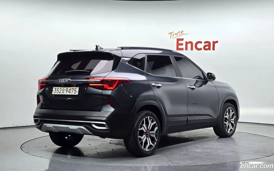 Kia Seltos 1.6 2WD 2022 — миниатюра 2