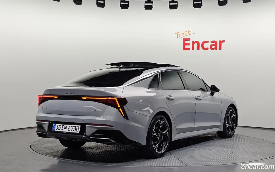 Kia K5 Hybrid 2024 — миниатюра 2