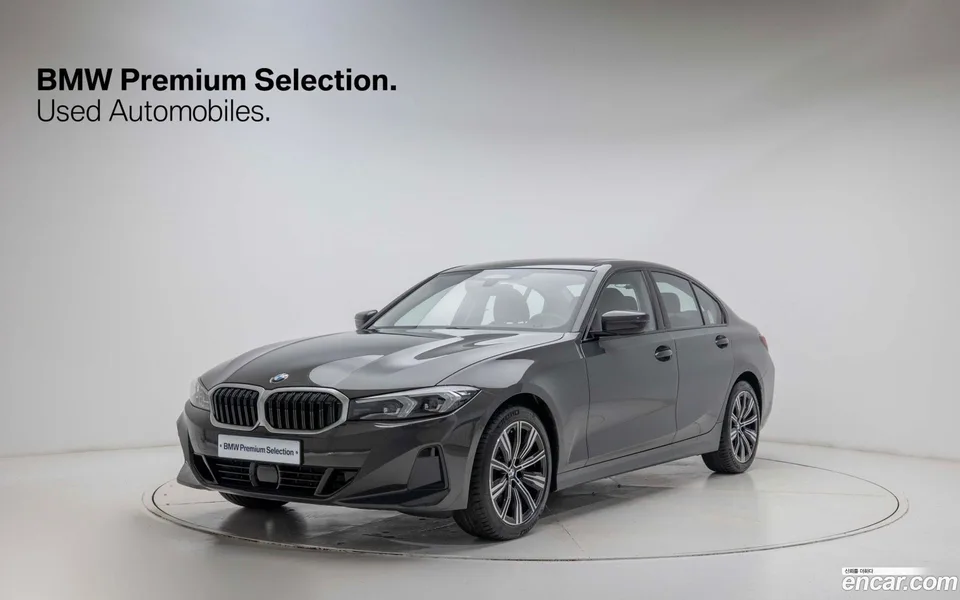 BMW 3 Series 320i 2025 — фото 1, купить с доставкой в Москву