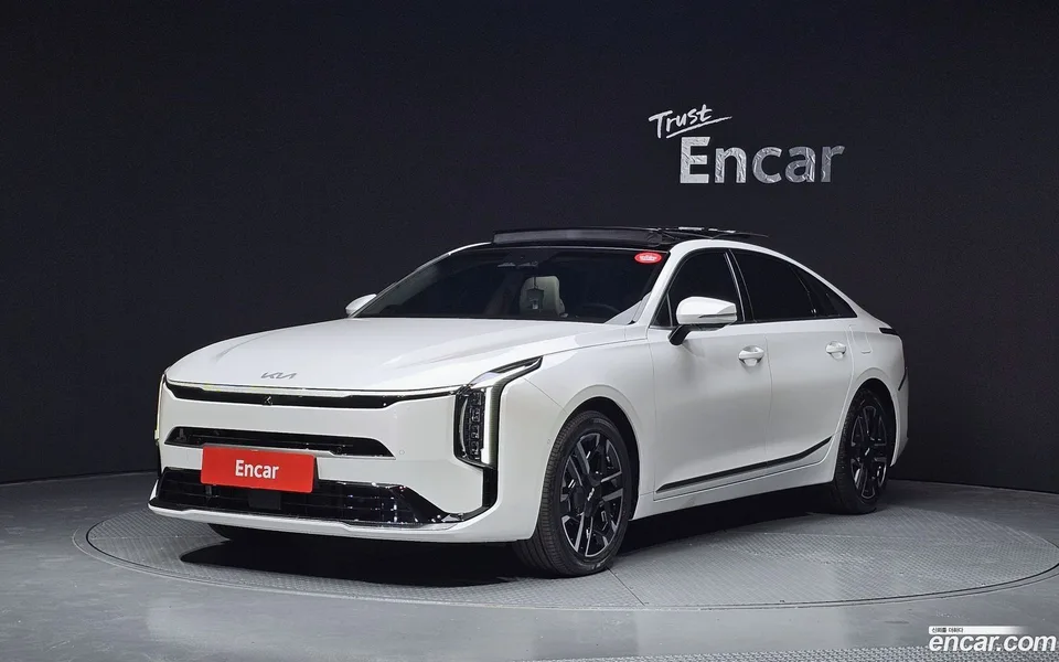 Kia K8 2.5 2WD 2025 — фото 1, купить с доставкой в Москву