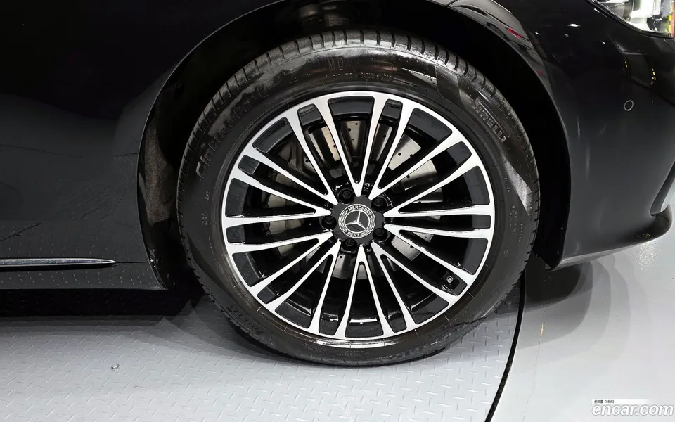 Mercedes-Benz S-Class S350 d 4MATIC 2025 — миниатюра 5
