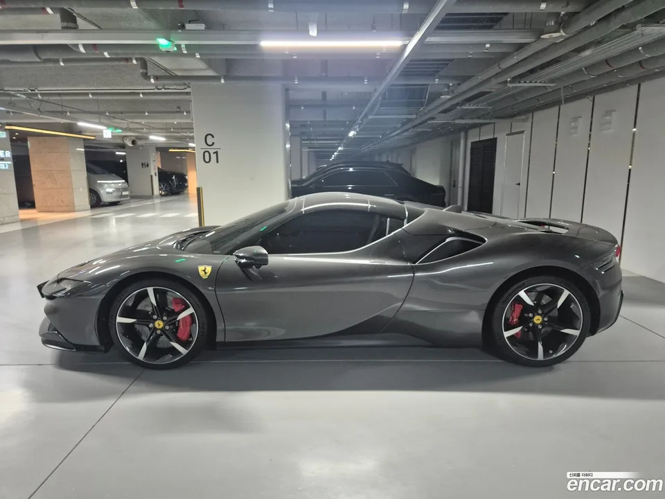 Ferrari SF90 Spider 4.0 2023 — миниатюра 3