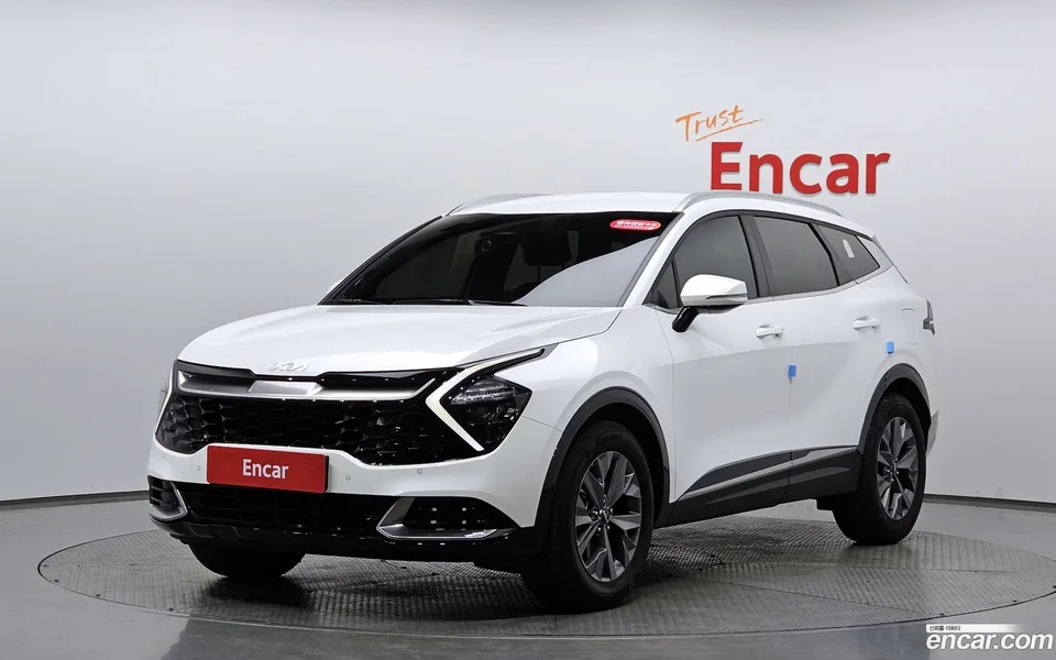 Kia Sportage 1.6 2WD 2024 — фото 1, купить с доставкой в Москву
