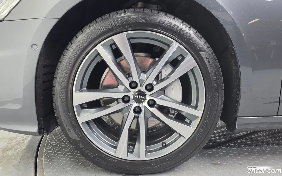 Audi A6 45 TFSI 2023 — миниатюра 5