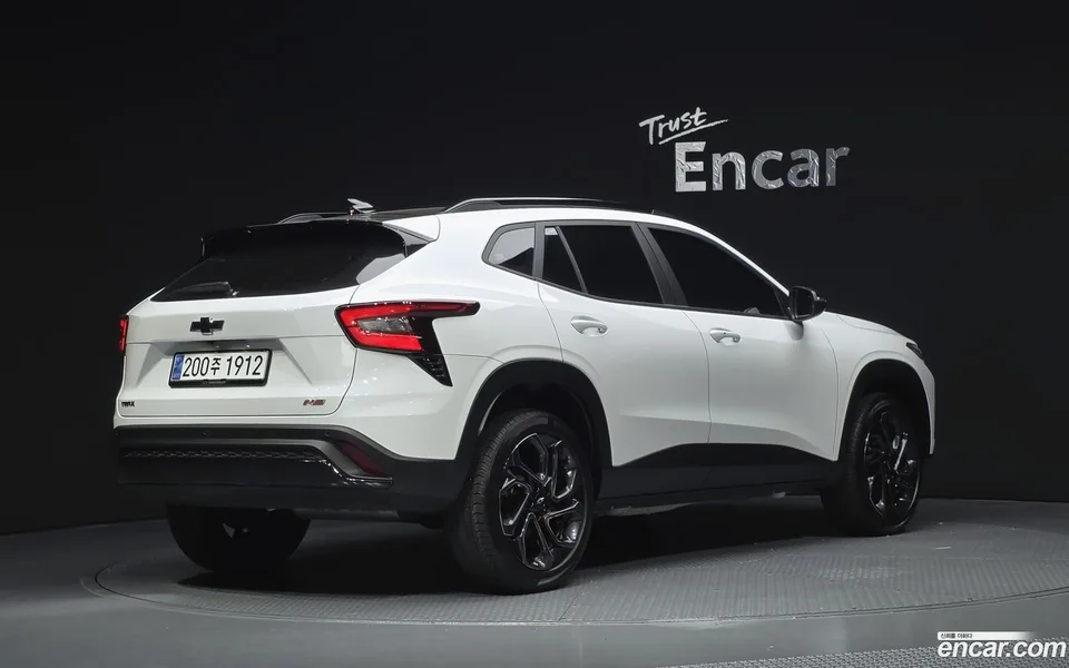 Chevrolet Trax Crossover 1.2 RS 2024 — миниатюра 2