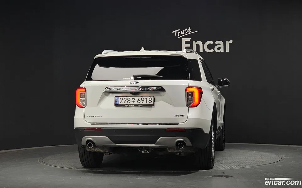 Ford Explorer 2.3 4WD 2022 — миниатюра 4
