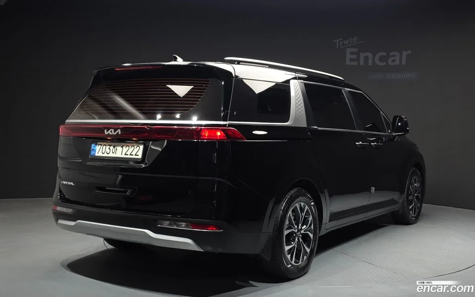 Kia Carnival 11 2022 — миниатюра 2