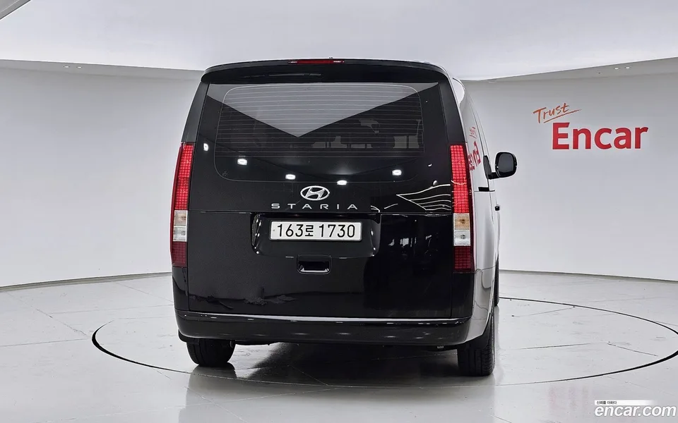 Hyundai Staria 9 2022 — миниатюра 4