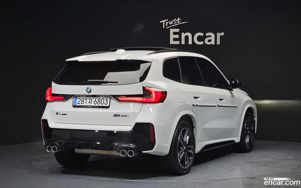 BMW X1 M35i xDrive 2024 — миниатюра 2