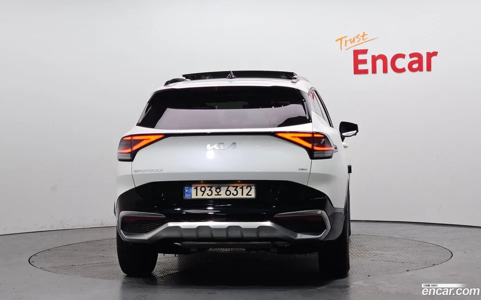 Kia Sportage Hybrid 2WD 2022 — миниатюра 4