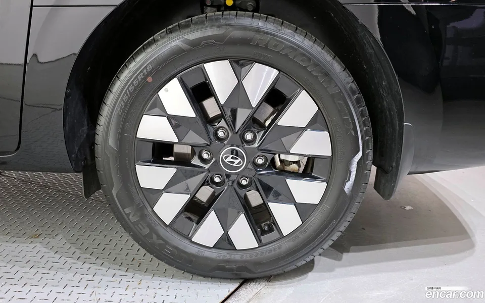 Hyundai Staria HEV 1.6 7 2025 — миниатюра 5