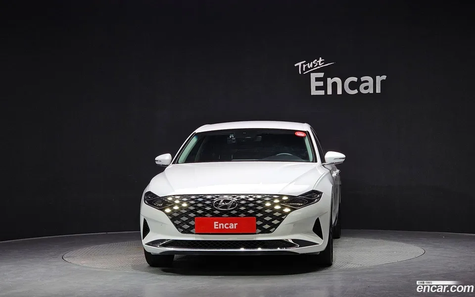 Hyundai Grandeur IG 3.0 LPi () 2022 — миниатюра 3