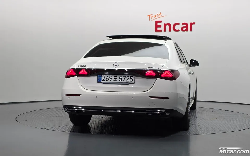 Mercedes-Benz E-Class E200 2024 — миниатюра 4