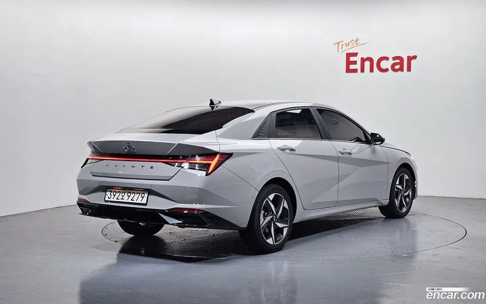 Hyundai Avante 1.6 2022 — миниатюра 2