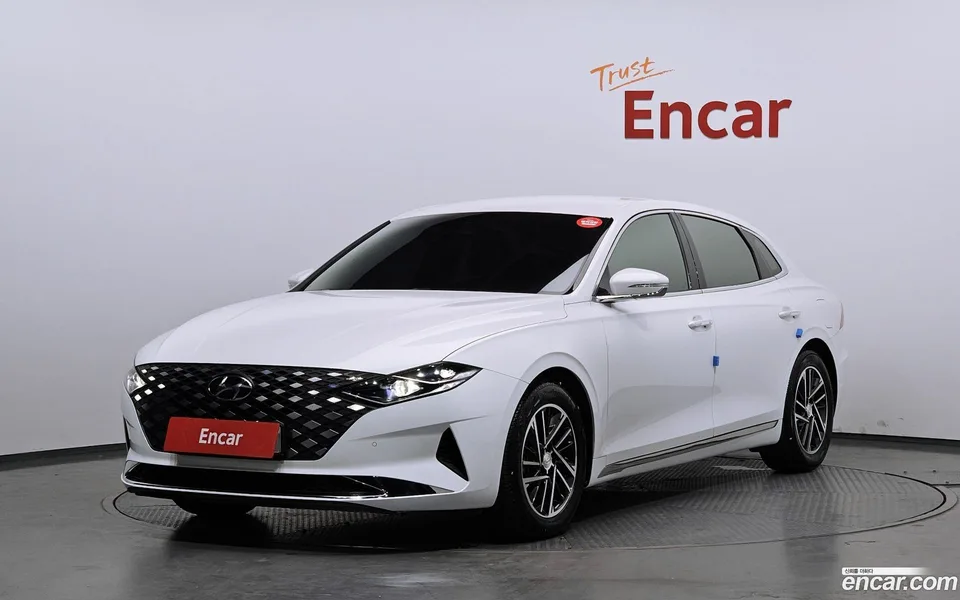 Hyundai Grandeur IG 2.5 2022 — фото 1, купить с доставкой в Москву