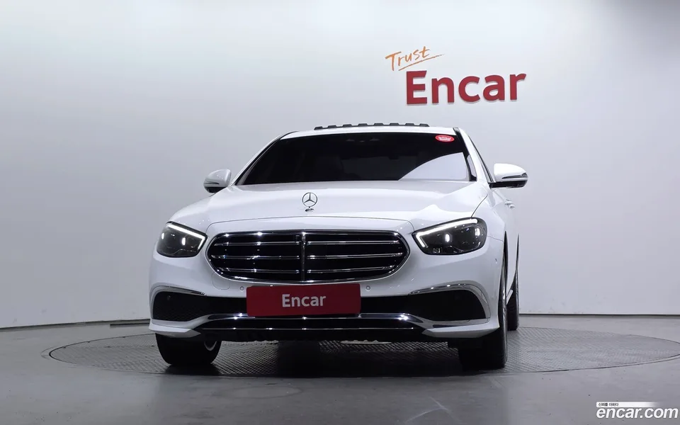 Mercedes-Benz E-Class E250 2023 — миниатюра 3