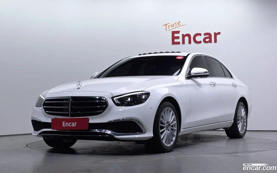 Mercedes-Benz E-Class E250 2023 — фото 1, купить с доставкой в Москву