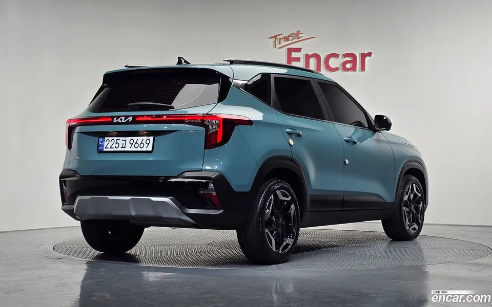 Kia Seltos 1.6 2WD 2024 — миниатюра 2