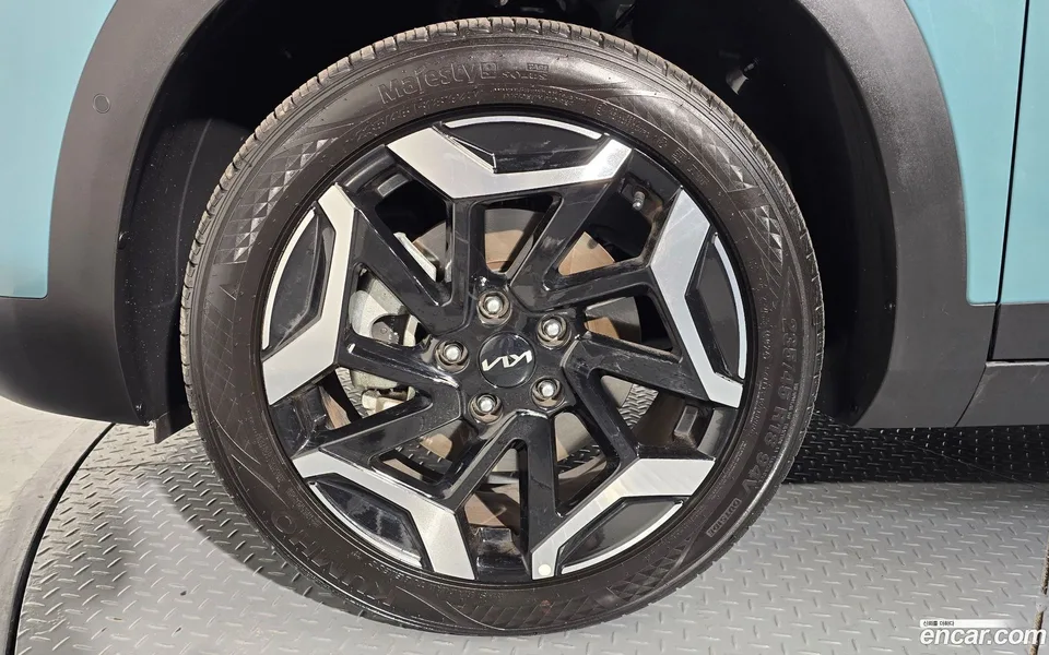 Kia Seltos 1.6 2WD 2024 — миниатюра 5