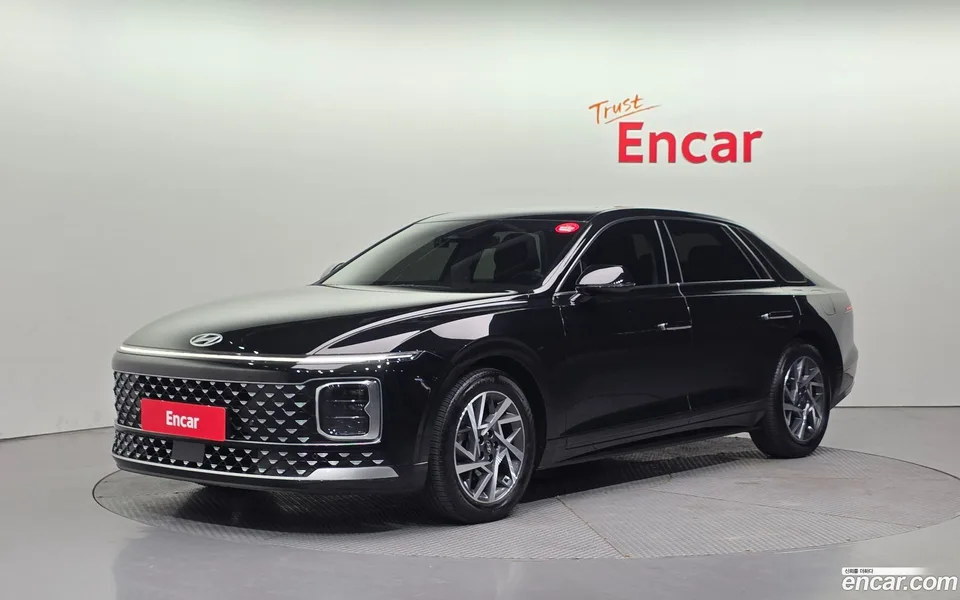 Hyundai Grandeur Hybrid 2023 — фото 1, купить с доставкой в Москву