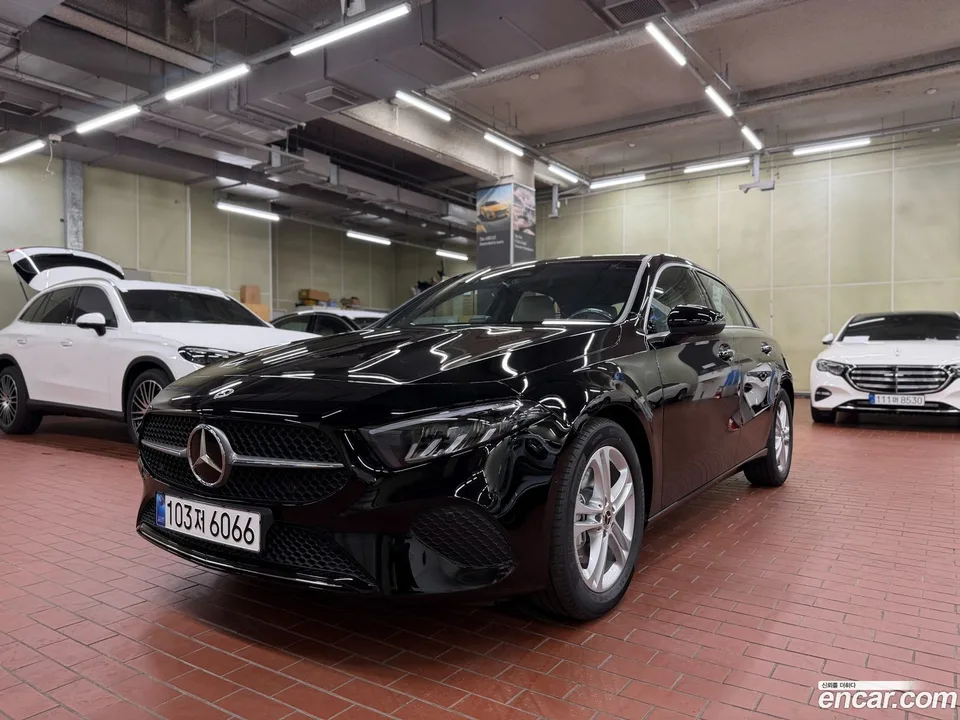 Mercedes-Benz A-Class (W177) A220 2026 — фото 1, купить с доставкой в Москву