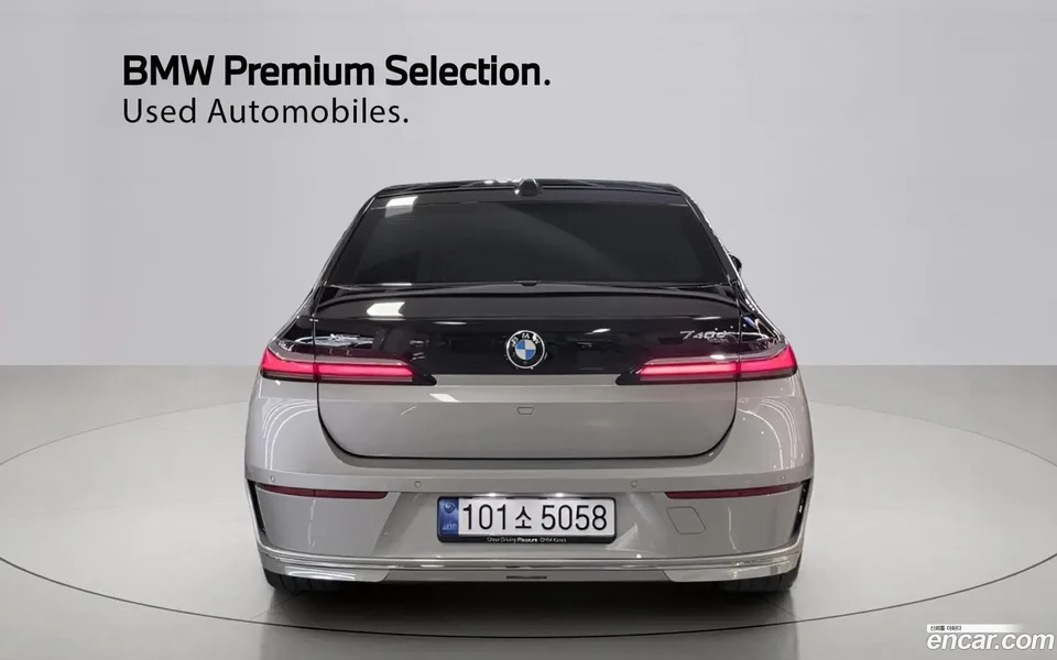BMW 7 Series 740d xDrive 2024 — миниатюра 3