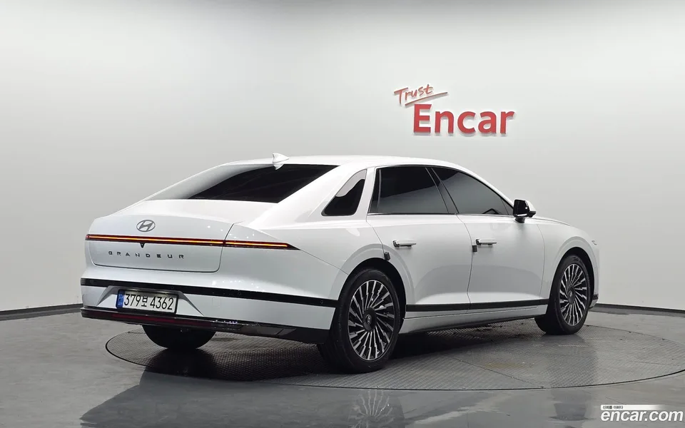 Hyundai Grandeur Hybrid 2024 — миниатюра 2